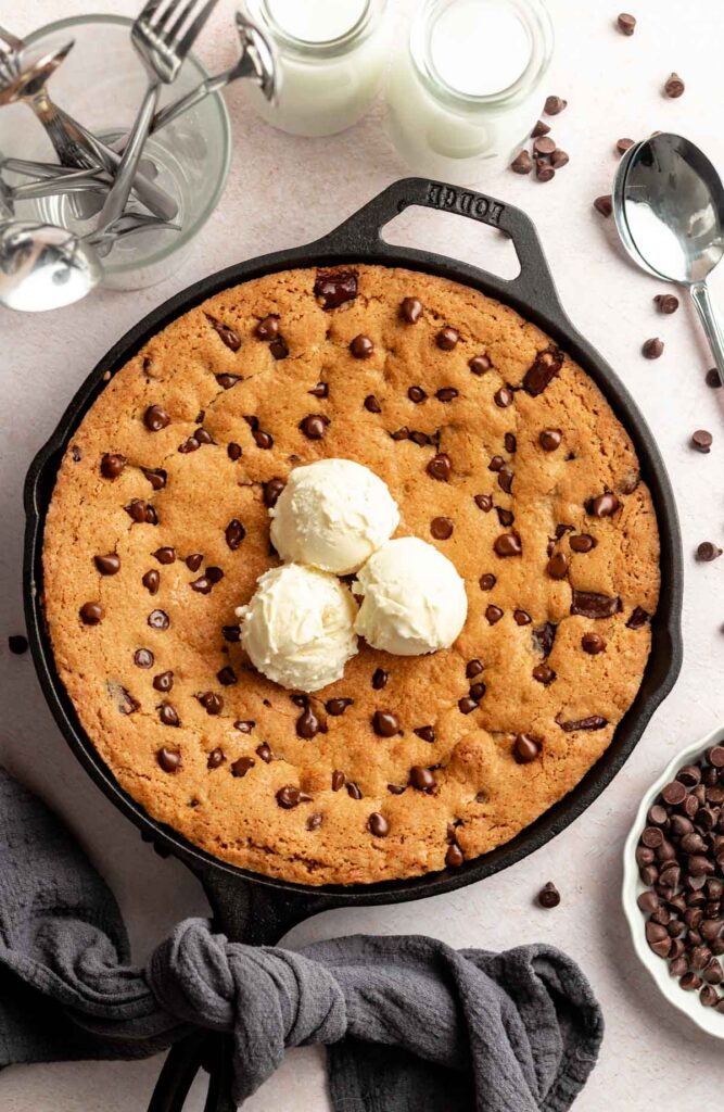 What Makes Snickers Cookies a Popular Gifting Treat?